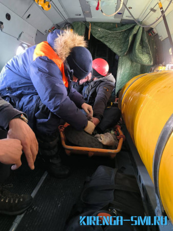 Спасатели эвакуировали охотника с обморожением в Казачинско-Ленском районе