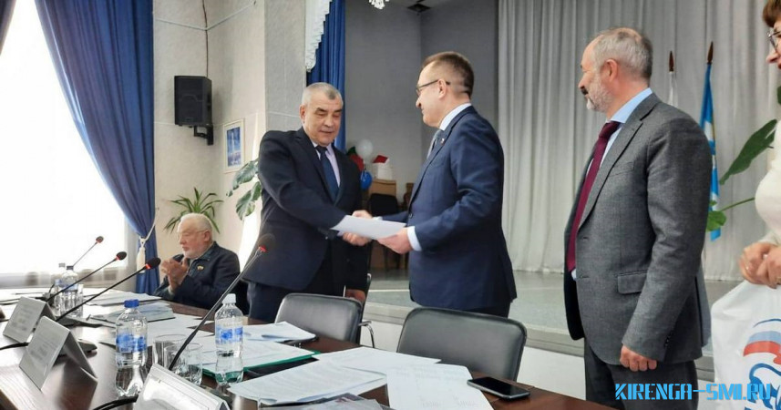 Сертификаты победителям партийного проекта «Есть Решение» вручили в Казачинско-Ленском районе